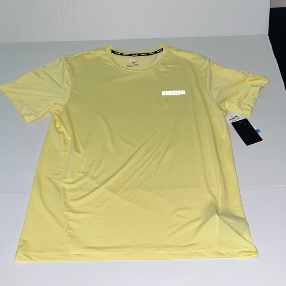 Hurley New Men's Yellow Short Sleeve Large T-Shirt